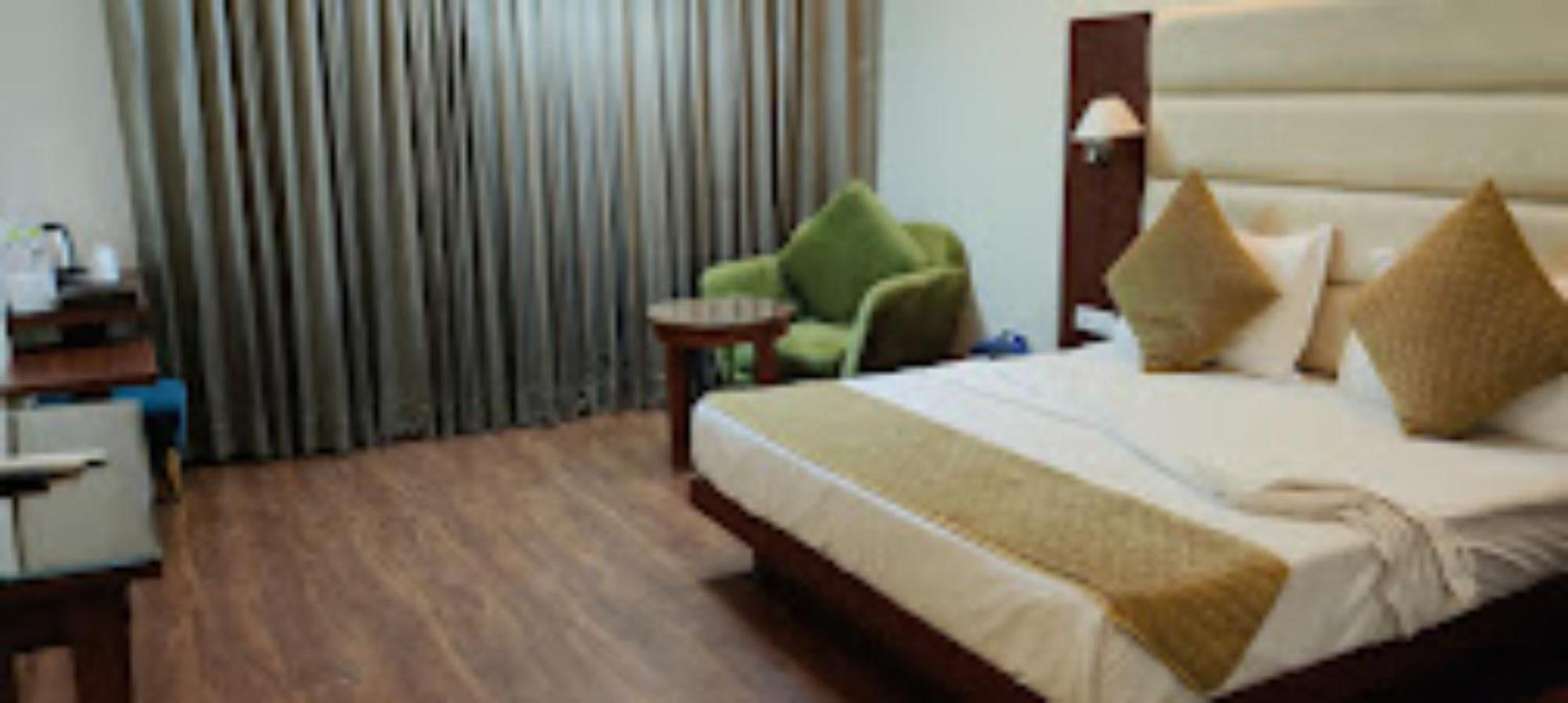 Hotel Punjab , Szaharanpur Kültér fotó